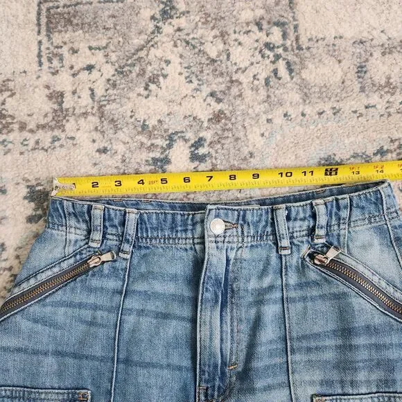 Free People We The Free Cargo Mini Skirt Women's 28 Blue Denim Avenue Utility - Picture 6 of 10